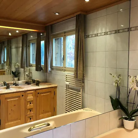 Sunny Vacation With Beautiful Views Apartment *